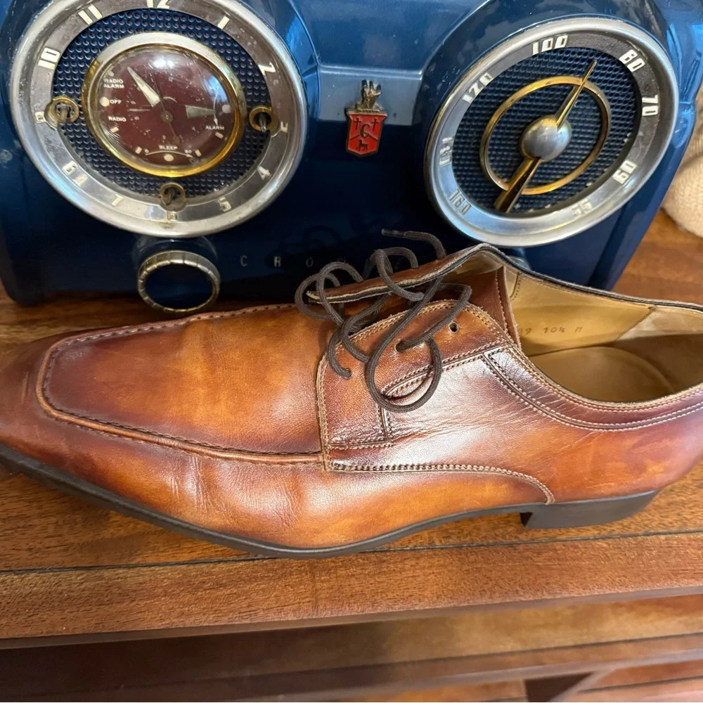 Magnanni Romelo Diversa Apron Toe Derby Cognac Brown Size 10 1/2 M MSRP $350